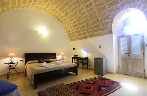 Presicce Other | Triple Junior Suite n. 2 - suitable for 3 adults including breakfast