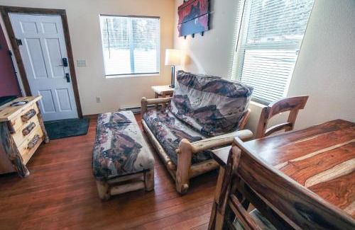 Estes Park House | Triple R Cottages- 6 cabin