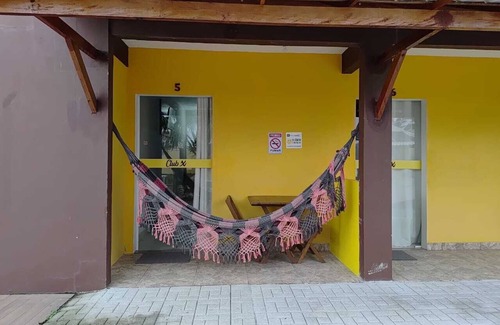 Barra Nova Apartment | Triple room with air conditioning and hammock on the balcony