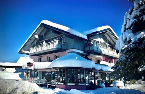 Bolsterlang Apartment | Triple room with balcony