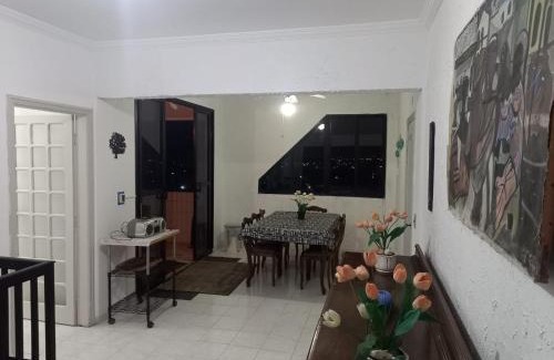 Jardim Imperador Apartment | Triplex Aconchegante na Praia