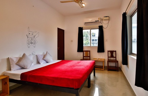 Sea View Ward Hotel | Trippr Alleppey - Backpacker Hostel