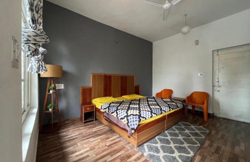 Bhagsu Nag House | Tripzlabs