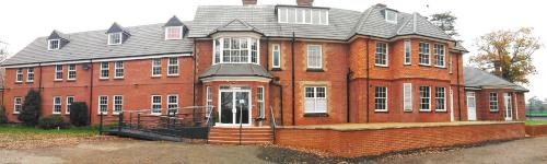 Crawley Hotel | Trivelles Gatwick Hotel & airport Parking