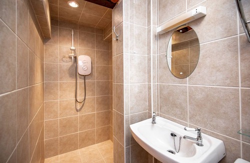 Crawley House | Trivelles Waterhall Country Hotel - Gatwick