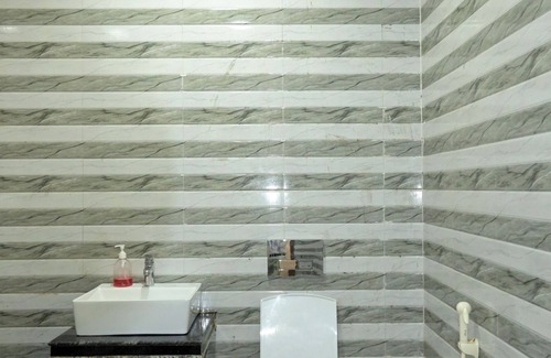 Barsana Hotel | Triveni Gest House