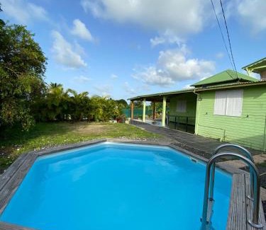 Port-Louis House | Tropic Arth Paradise