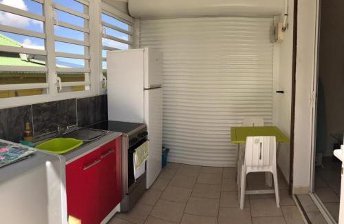 Port-Louis House | Tropic Arth Paradise