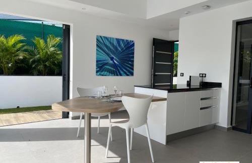Sainte-Anne Villa | Tropic & Chic