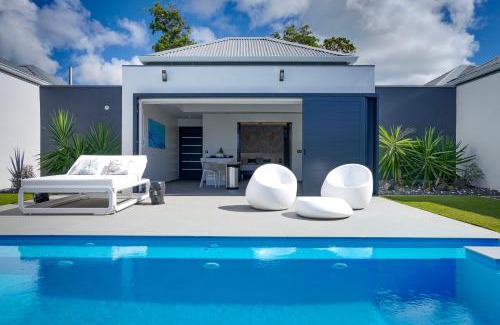 Sainte-Anne Villa | Tropic & Chic
