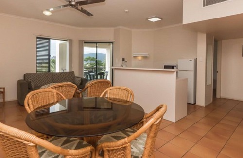 Cairns North Apartment | Tropic Towers Apartments