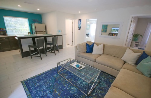 River Pointe House | Tropical and Tranquil Bradenton hideaway