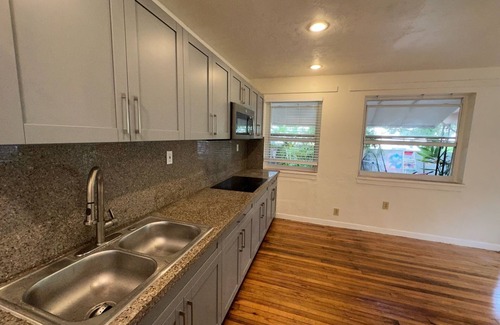 Ludlam Apartment | Tropical Charmer Coral Gables Apartment