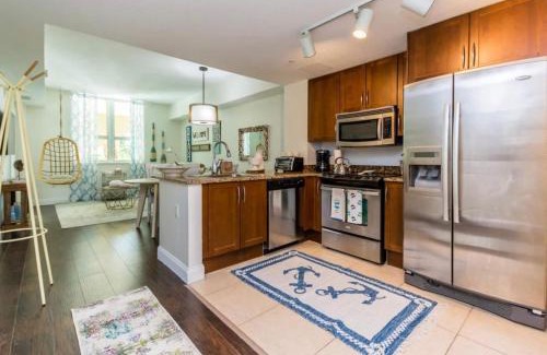 Boynton Beach Apartment | Tropical Coastal Resort