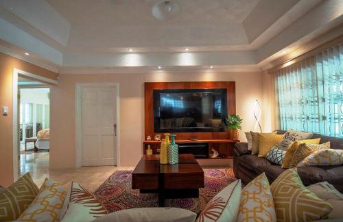 St. Ann's Bay Villa | Tropical Escape Villa