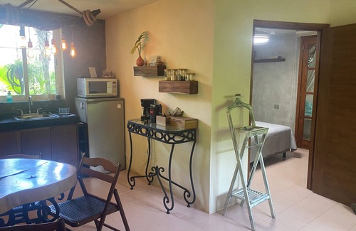 Alfredo V. Bonfil Cottage | Tropical Garden Stay Just Minutes from Airport