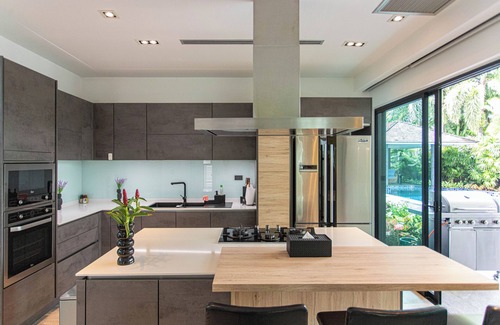 Choeng Thale Villa | Tropical Haven 4 Bedroom Pool Villa