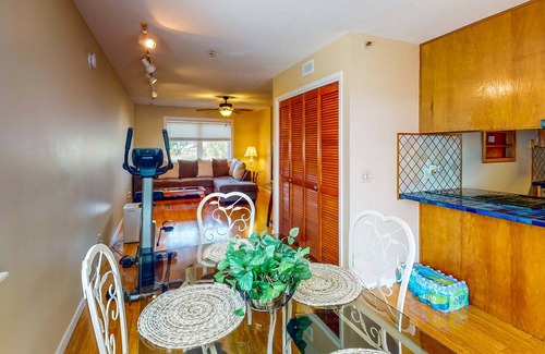 Callaway House | Tropical Home Near the Water - Recent Renovations