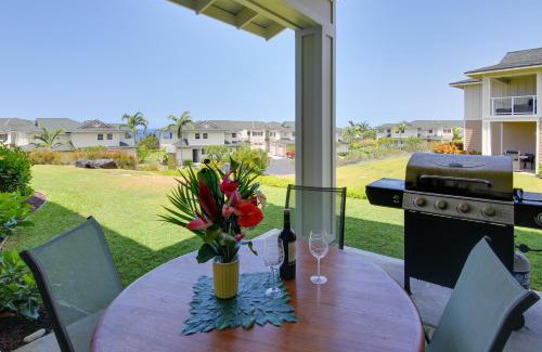 Kahaluu Bay House | Tropical Kona Resort Townhome Patio and Ocean Views