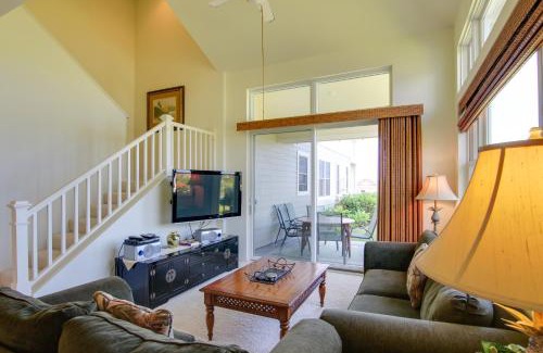 Kahaluu Bay House | Tropical Kona Resort Townhome Patio and Ocean Views