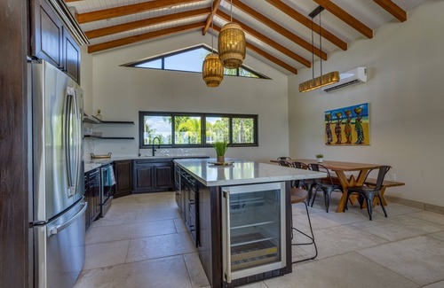 Surfside Villa | Tropical Latitude-Beachfront-Stunning New Villa