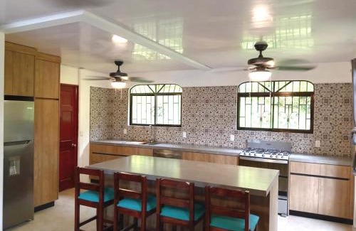 Ciudad Cortes Villa | Tropical Oasis in Ojochal