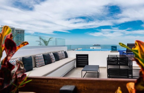 Palmar de Aramara Apartment | Tropical Oasis, Oceanview Infinity Roof Pool