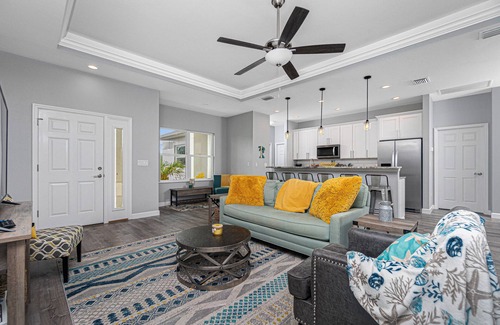 Englewood East House | Tropical Oasis with saltwater pool & hot tub on a canal 8 miles from beaches