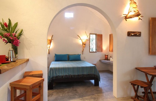 Cedros House | Tropical paradise cottage few steps to the beach between Montezuma and Cabuya