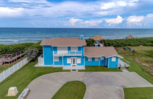 Ambersand Beach House | Tropical Paradise - Private Beach with Ocean to River Views