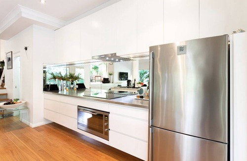 Newport House | Tropical Pittwater Getaway