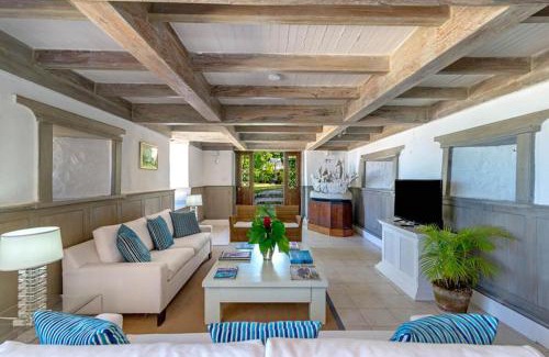 Ocho Rios Villa | Tropical Retreat Private Pool and Beach Access