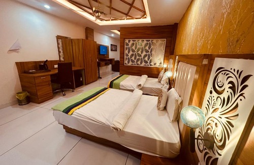 Haridwar Hotel | Tropical Roots - A Four Star Luxury Hotel