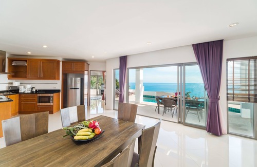 Bophut Hills Condo | Tropical Sea View Villa
