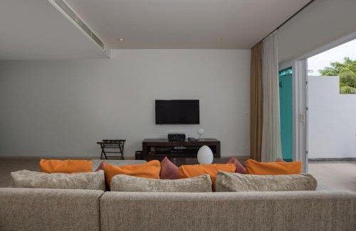 Ban Saiyuan Apartment | Tropical Serenity - Elegant 1 Bedroom with Pool