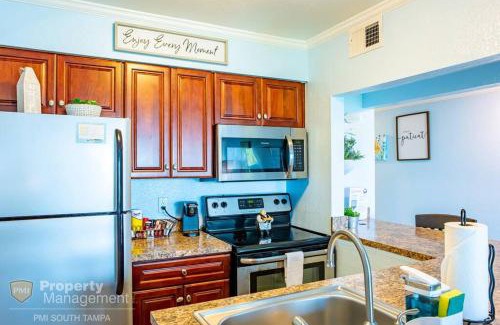 Rocky Point House | Tropical Serenity-Water View Heated Pool Tiki Bar