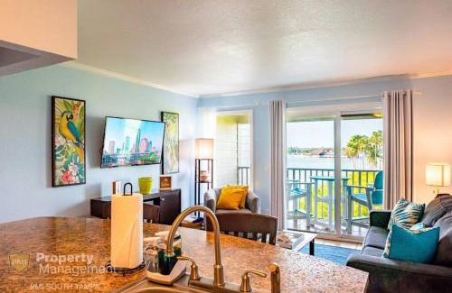 Rocky Point House | Tropical Serenity-Water View Heated Pool Tiki Bar