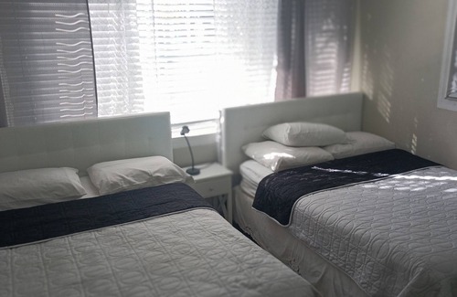 Clearwater Beach Hotel | Tropical Sky Ranch Motel