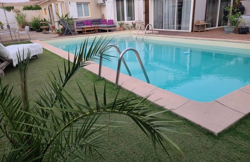 Marignane House | Tropical Spirit House