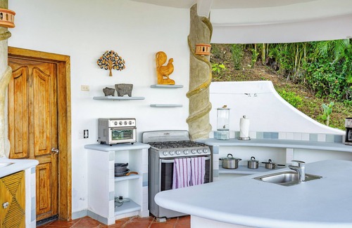 San Francisco Villa | Tropical villa with spectacular ocean and jungle views