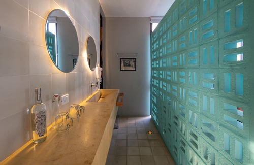 Tulum City Center Hotel | Tropicalito Villa on the Beach