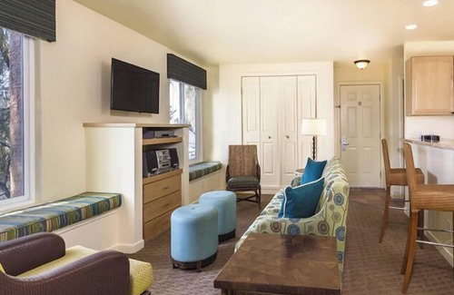 Las Vegas Resort | Tropicana Condos