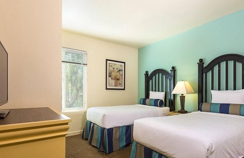 Las Vegas Resort | Tropicana Resort 2bdr Twin Deluxe
