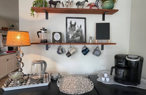 Aiken House | Trotters Cottage-Close to Bruces Field and Downtown
