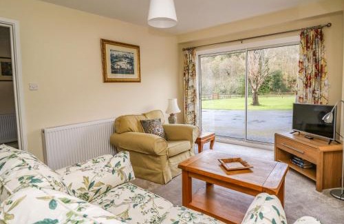 Llanwrthwl House | Trout Cottage