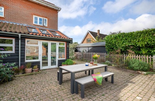 Walberswick House | Troy