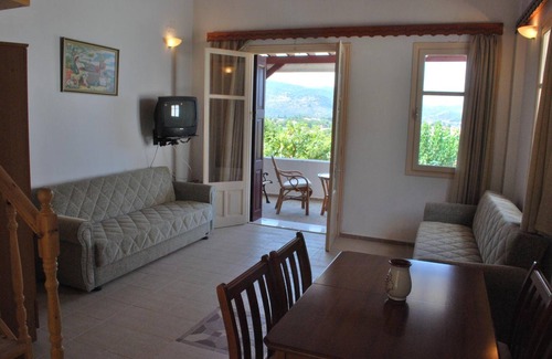 Petra House | Troyan Hill Apartments