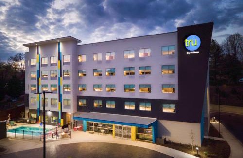 Asheville Hotel | Tru by Hilton Asheville Blue Ridge Parkway