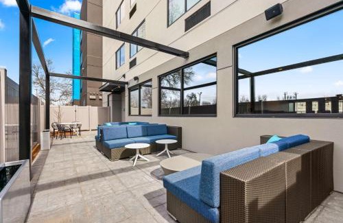 Portland Hotel | Tru By Hilton Portland Airport, Or