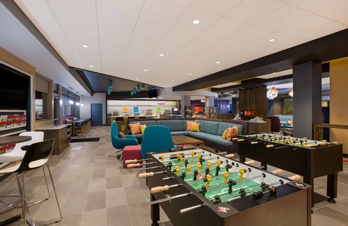 Traverse City Hotel | Tru By Hilton Traverse City